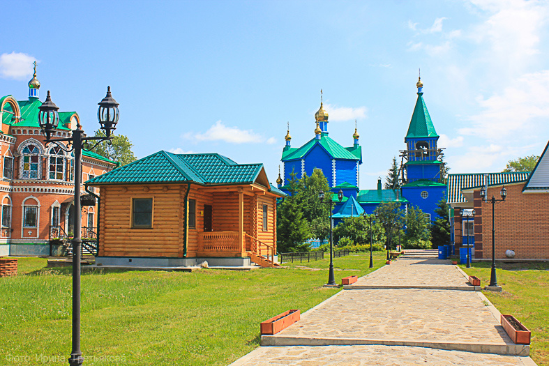 Чимеево: Свято-Казанский Чимеевский монастырь. На территории монастыря