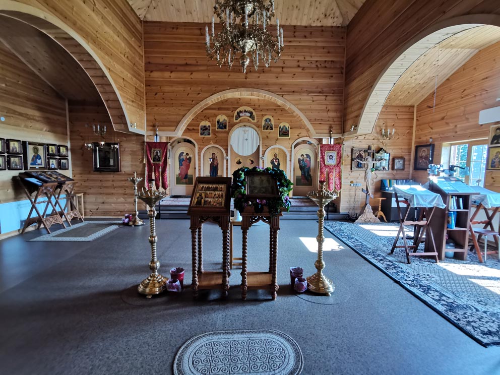 Сарсинский Боголюбский женский монастырь. В храме Иверской иконы Божией Матери