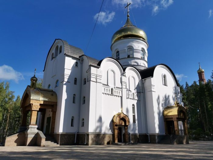 Троицкая церковь Среднеуральского женского монастыря
