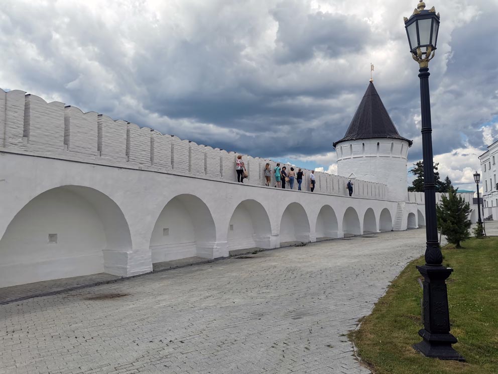 Достопримечательности Тобольска: кремль и храмы. Во время прогулки по стенам Тобольского кремля