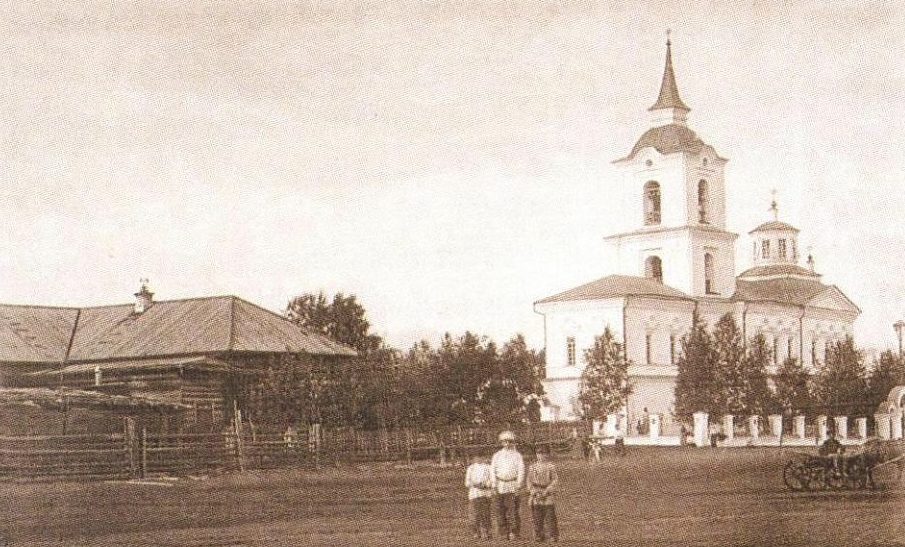 Храм в Дерябино в начале XX века