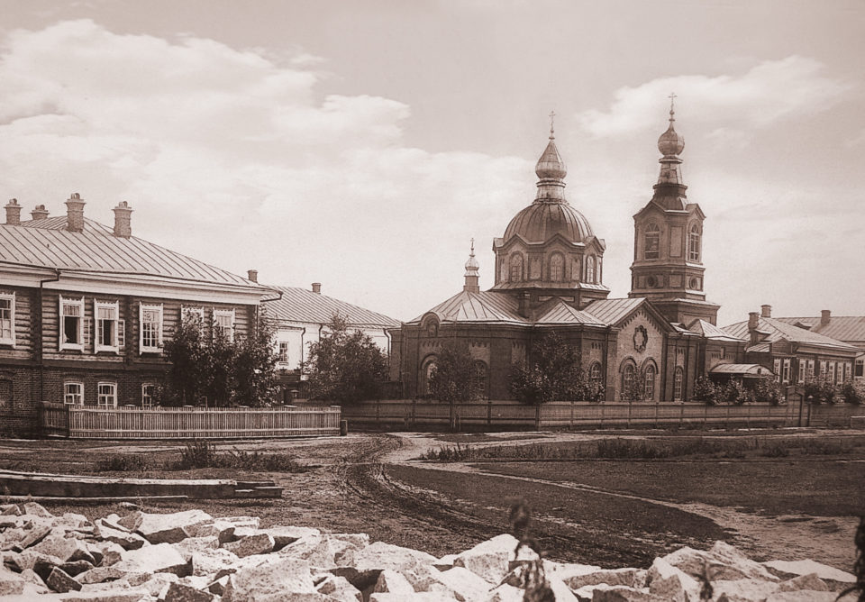 Покровский женский монастырь в Верхотурье. Новая Покровская церковь, фото начала XX века