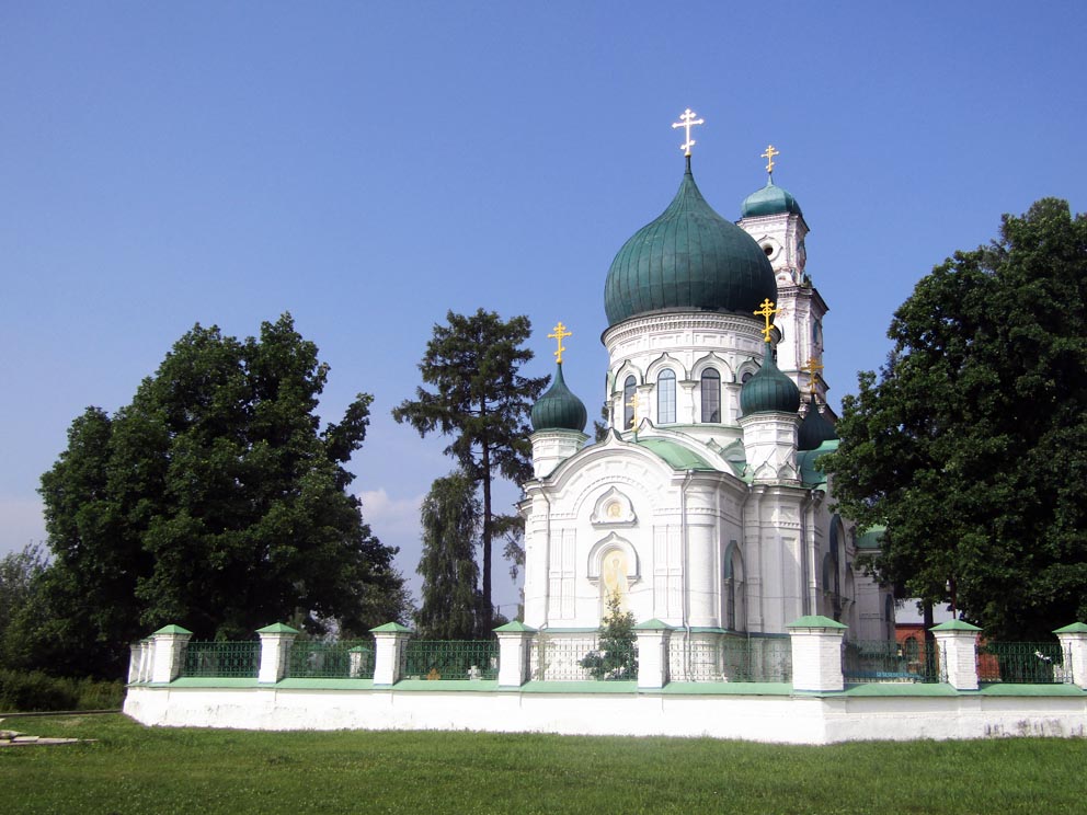 Храм Михаила Архангела пронес свечу православия через все годы XX столетия