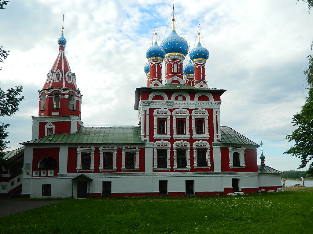 Храм дмитрия на крови в угличе фото