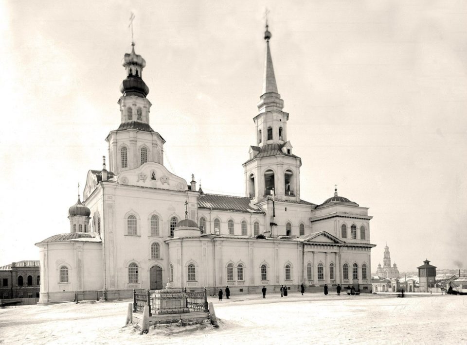 Екатерининский собор в Екатеринбурге. Фото начала XX века