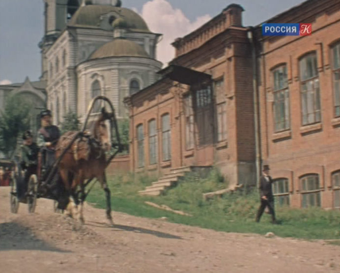 Кадр из фильма "Приваловские миллионы" с Вознесенским храмом в Екатеринбурге