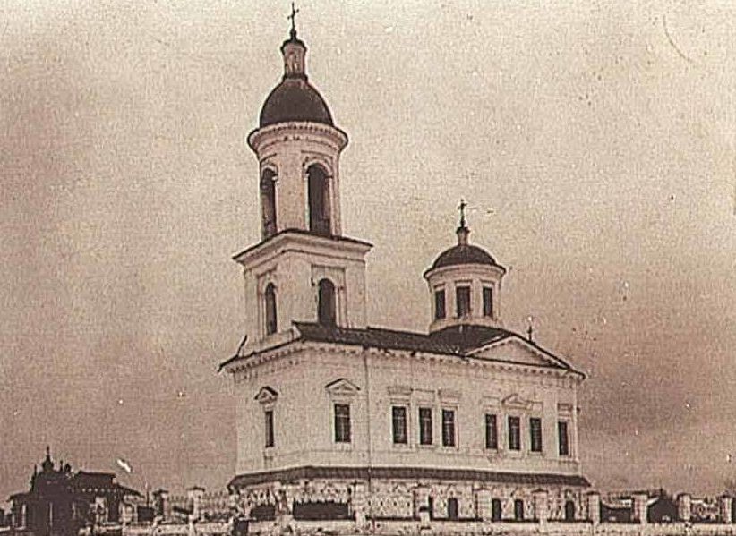 Воскресенская церковь в Верхотурье в начале XX века