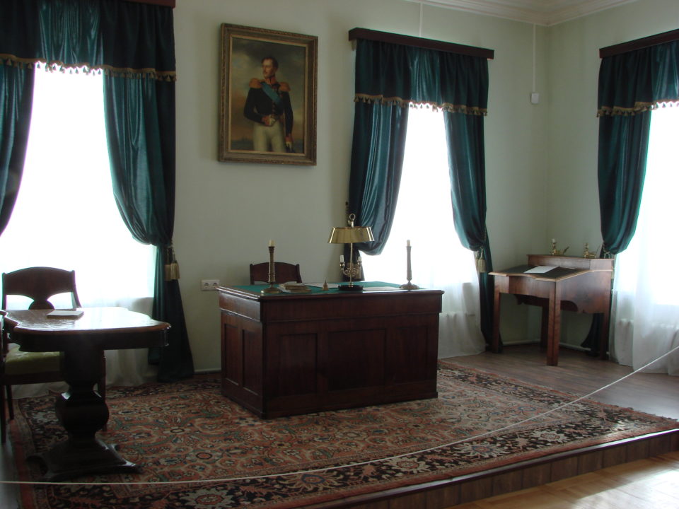 Дом-музей Чайковского в Алапаевске. Кабинет управляющего в музее в наше время