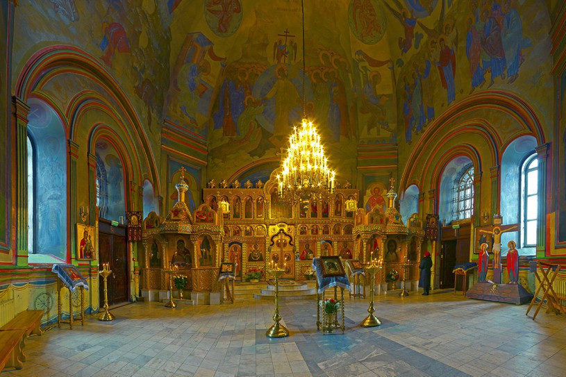 В соборе Александра Невского