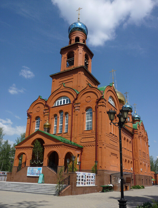 Храм Серафима Саровского в Екатеринбурге