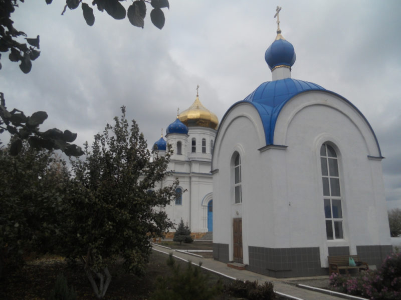 На территории Свято-Казанского монастыря сегодня