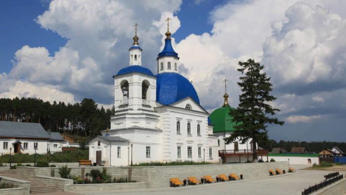 На территории Иоанно-Введенского монастыря