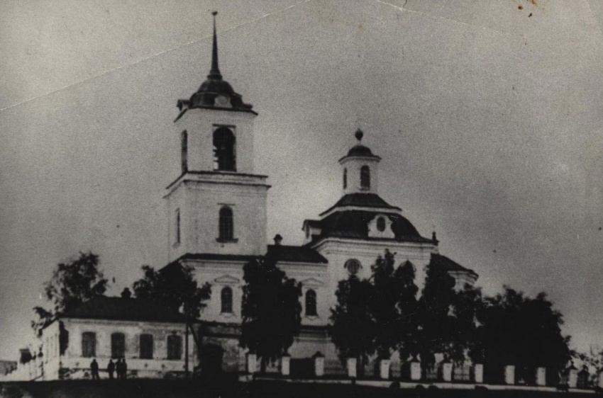 Пышма: храм в честь святого Богоявления. Фото начала XX века