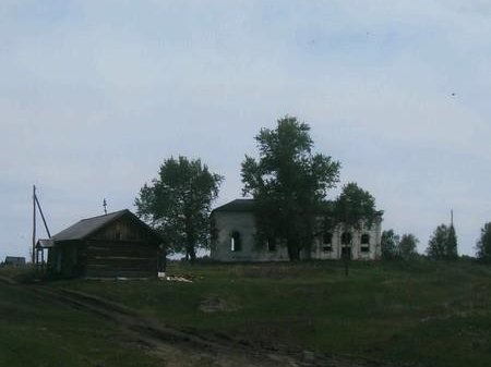 Старый Петропавловский храм и молитвенный дом во имя святителя Спиридона Тримифунтского
