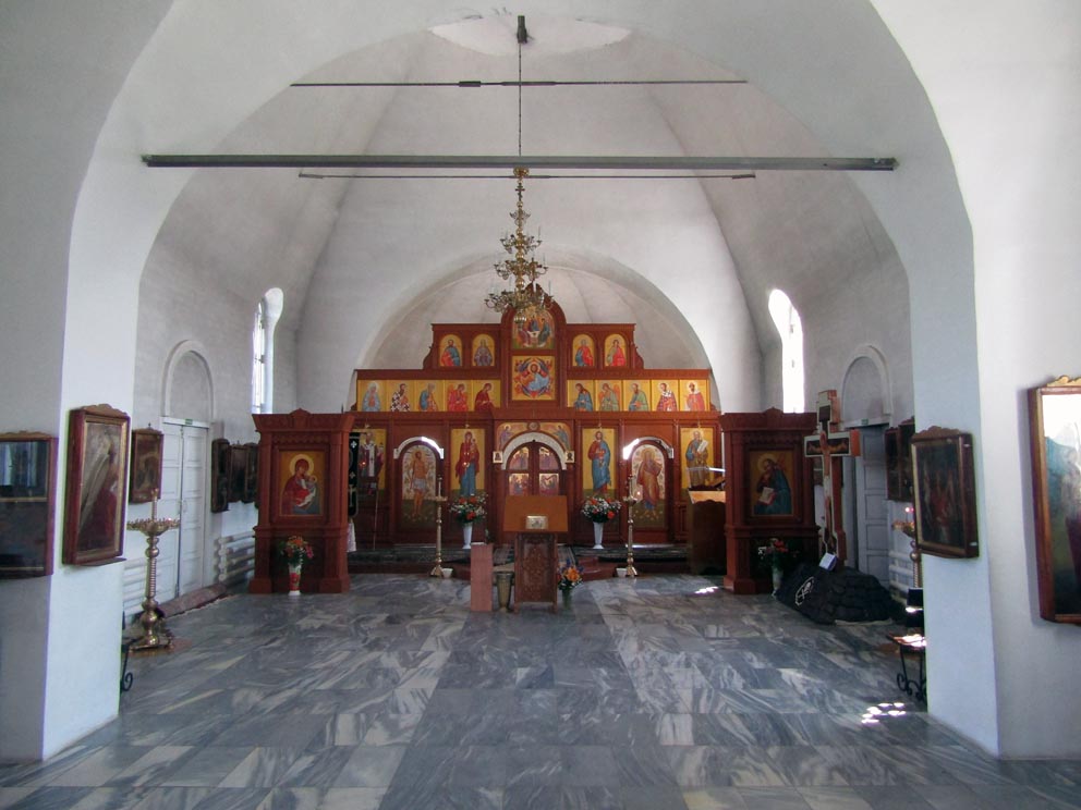 Интерьер храма Иоанна Богослова в Богдановиче