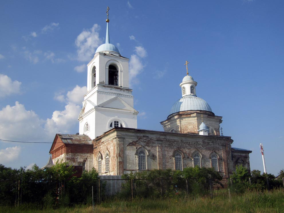 Село Кисловское: храм Петра и Павла