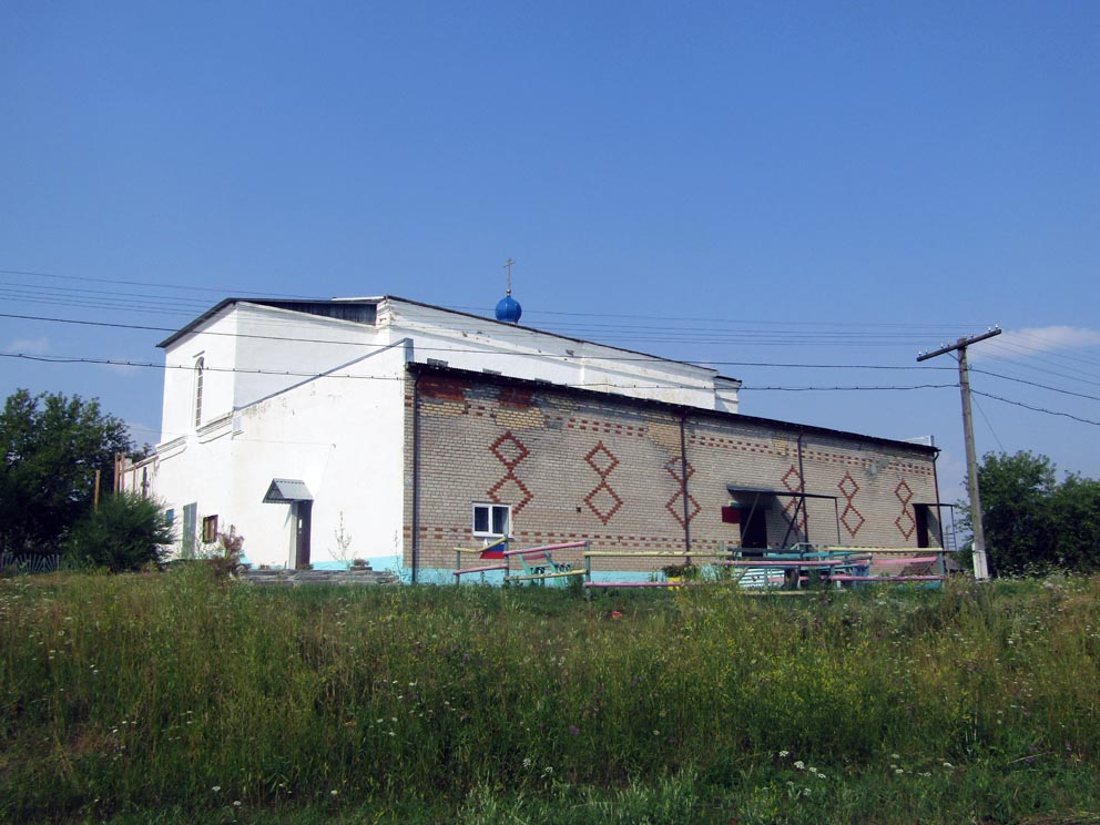 Село Кировское: храм Богоявления Господня