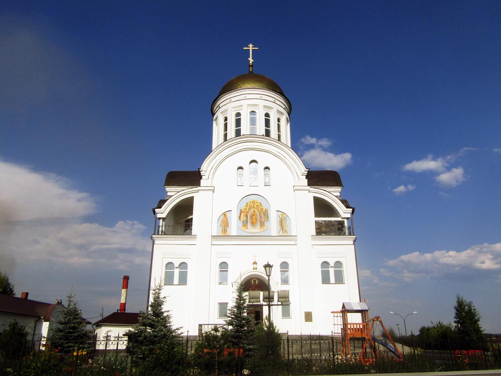Ревда: храм Архистратига Михаила. Фото Алексея Рычкова