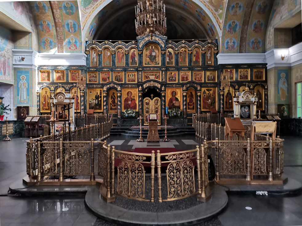 Иконостас Свято-Троицкого собора в Екатеринбурге