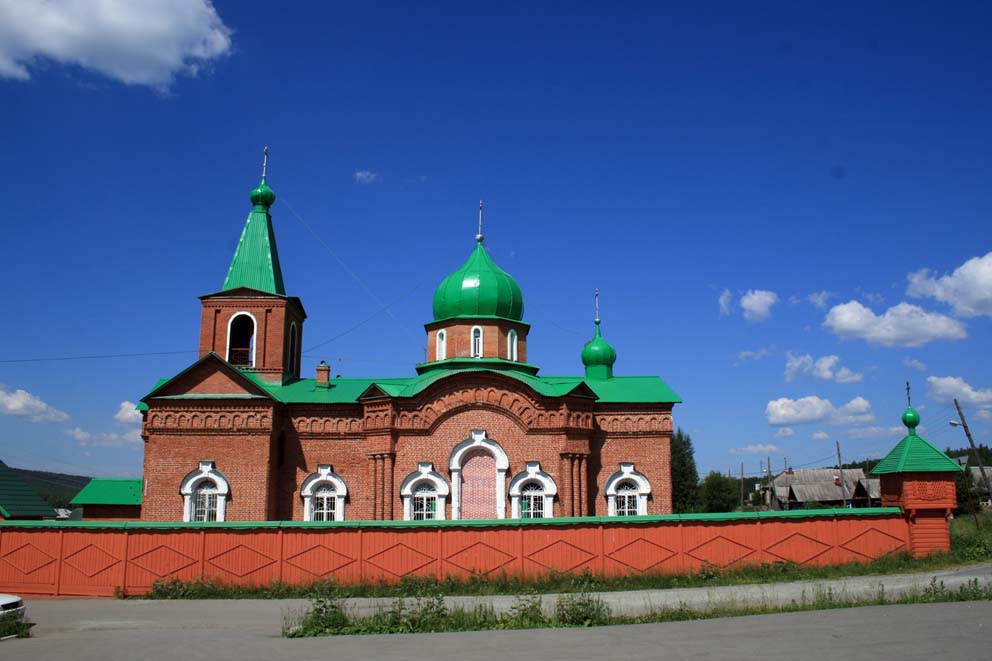 Свято-Троицкий храм в Тарасково