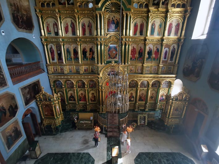 Иконостас Троицкого собора с хоров храма
